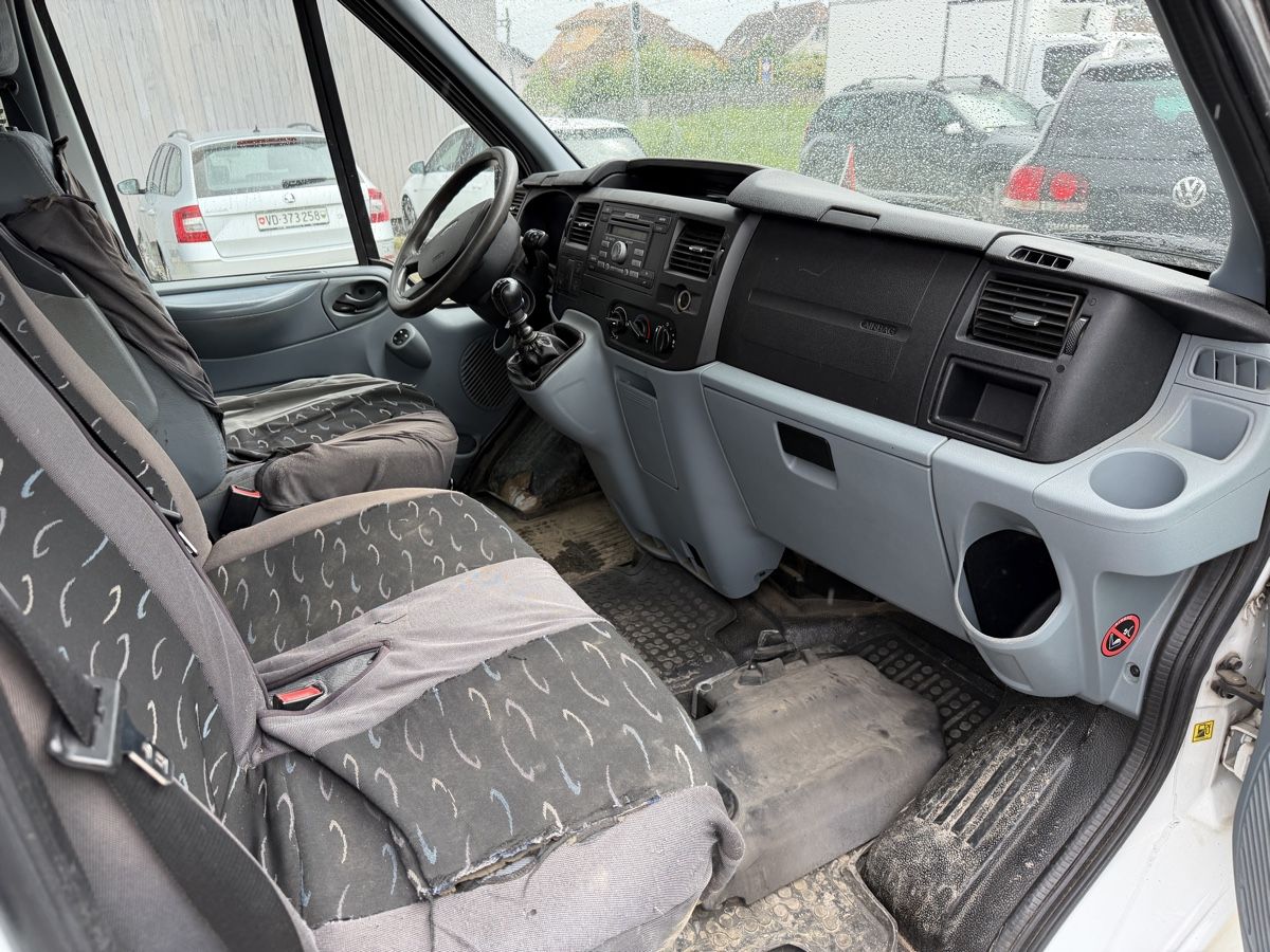 Ford Veicoli commerciali: Ford Transit 300M TDCi – Usato da Oberönz venduto da Xyz90 5