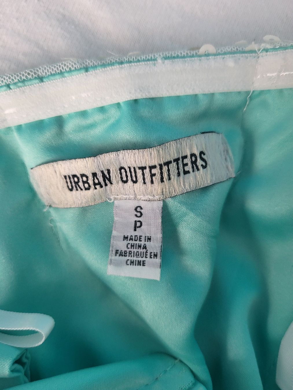 Urban Outfitters Vestiti: Urban Outfiters Minikleid – Usato da Volketswil venduto da Pickles 1