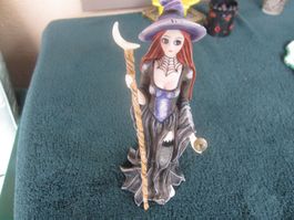 Mystische Hexenfigur, handbemalt, Rarität!