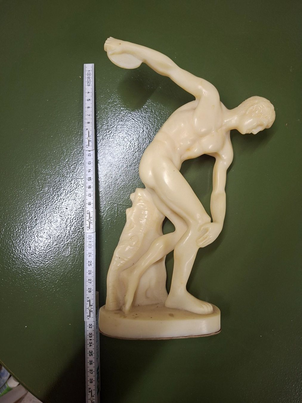 Skulpturen & Statuen: Klassische Diskuswerfer-Figur, Kunstobjekt für Kenner! – Gebraucht aus Schaffhausen von meteor7 5