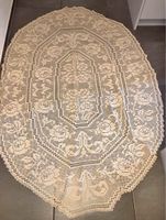 Handgestrickte Tischdecke