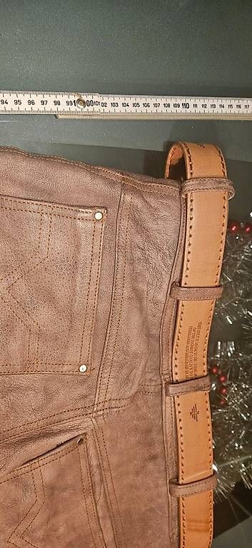 Pantaloni: Schöne dicke Lederhose Braun – Usato da Ittigen venduto da Auderset 2