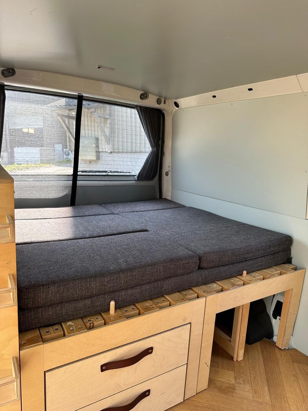 VW Veicoli da campeggio: VW Transporter T4 TDI Weiss Camper – Usato da Steinach venduto da GTI007 7