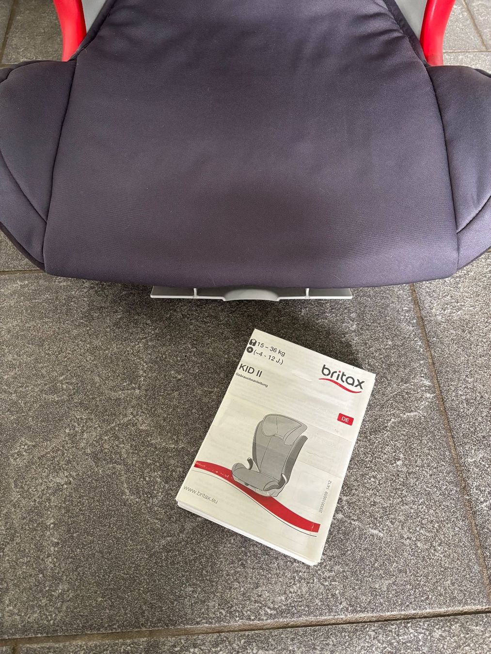 Britax Römer Seggiolini per auto: Britax Römer Kindersitz KID II – Usato da Hasle LU venduto da Monikazu 3