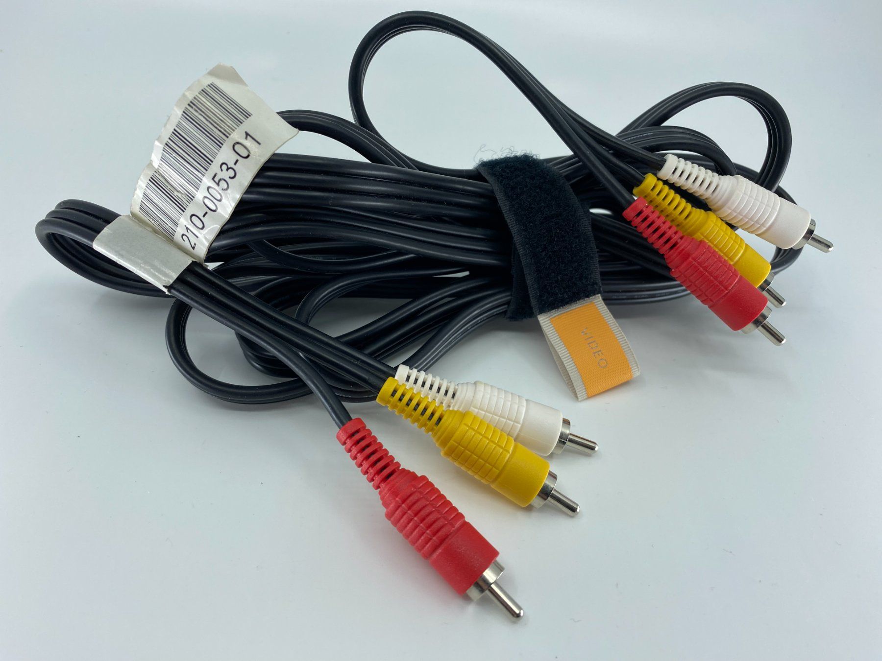 Cavi: Videokabel je 3x Cinch - ca. 2.80 m – Usato da Langwiesen venduto da Restposten-24 1