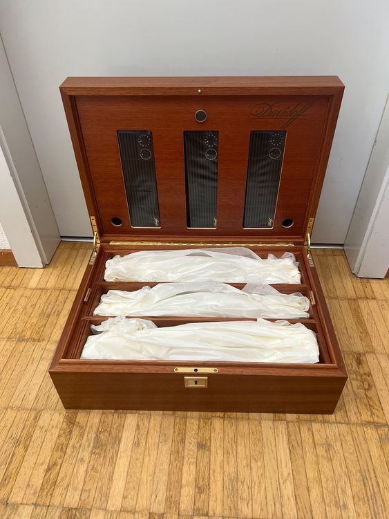 Humidor neuf Davidoff grande réserve géante palissandre Kaufen auf Ricardo