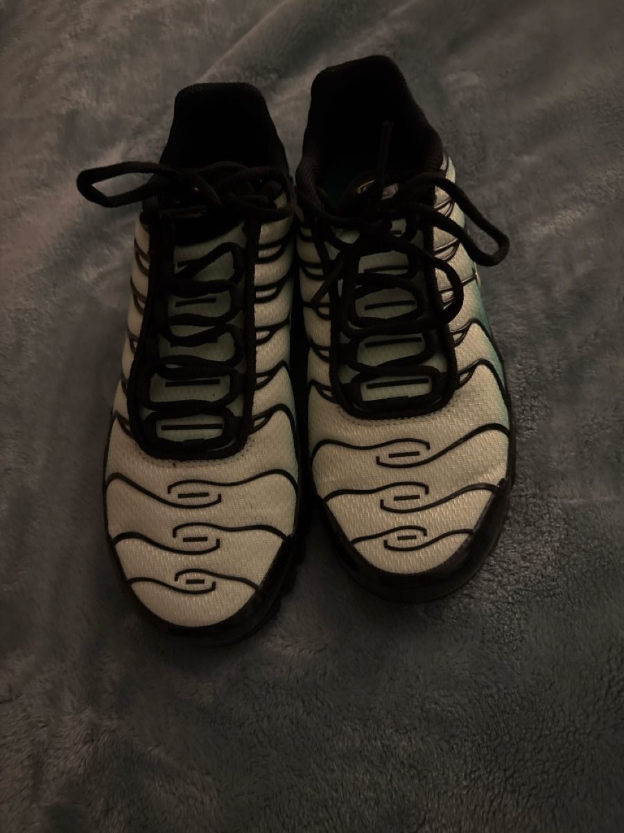 Nike Scarpe da uomo: Nike Air Max Plus (TN) – Nuovo (secondo la descrizione) da Näfels venduto da mir_9mf6 1