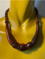 Collier ethnique en corne naturelle sculptée