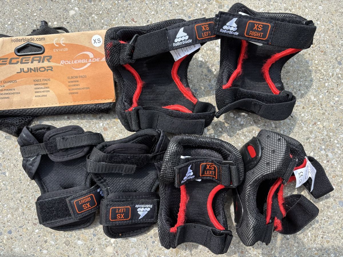 Protezioni & Imbottiture: Schutzausrüstung Inline Skates XS – Usato da Rain venduto da Denbie 1