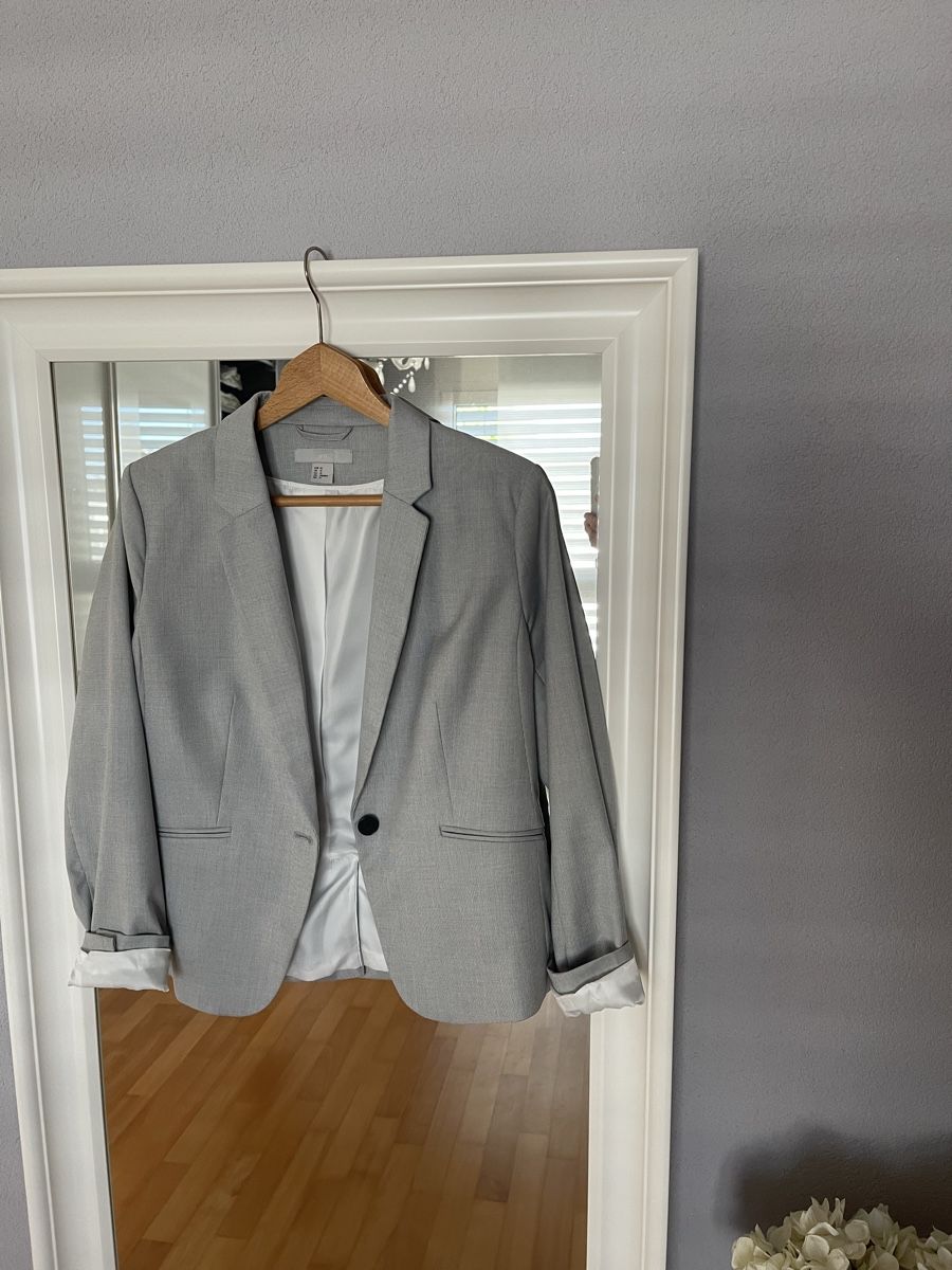 H&M Giacche: Graue Blazer M/L – Usato da Adliswil venduto da JadrankaR 1