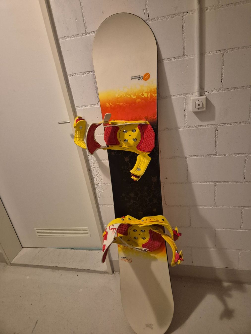 Rossignol Board: Rossignol Diva 153 Snowboard mit Bindung – Usato da Winterthur venduto da jab7a 1