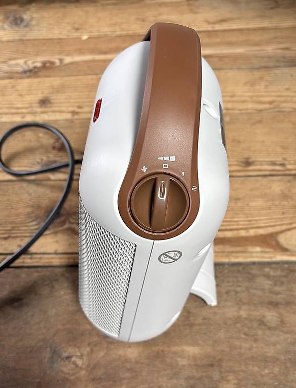 Radiatori: DeLonghi Heizlüfter – Nuovo (secondo la descrizione) da Zürich venduto da Salamisauce 2
