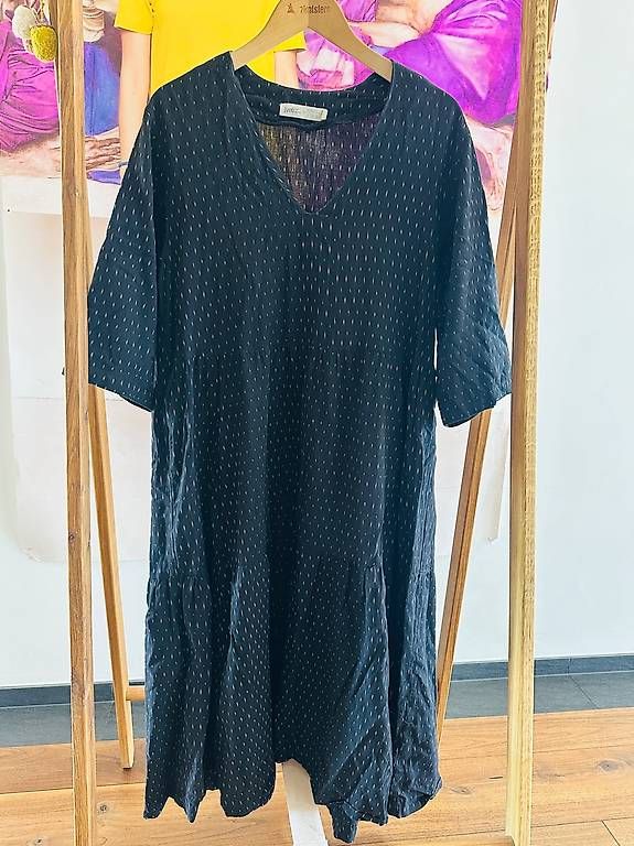 Jungle Folk Vestiti: Jungle Folk – Usato da Bellikon venduto da DW54