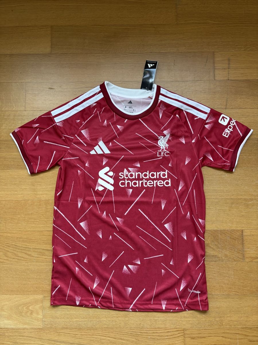 Liverpool Fc Canottiere & Pantaloni: Liverpool 26-27 trikot – Nuovo (secondo la descrizione) da Zollikerberg venduto da dcapshop