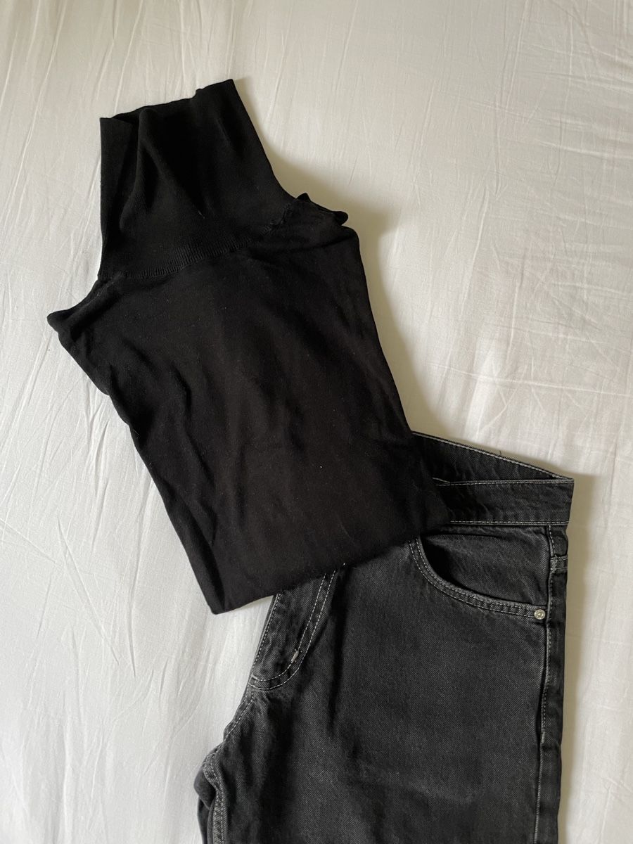 Topshop T-shirt: Col roulé noir – Usato da Concise venduto da Lae99