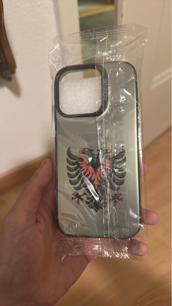 Cover & Protezioni schermo: iPhone Hülle 16 Pro neu – Nuovo e nell'imballaggio originale da Dietikon venduto da sal_zdn5