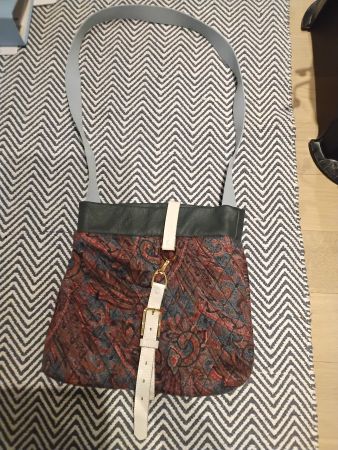 Schicke Umhängetasche Leder Paisleymuster Vintage Look