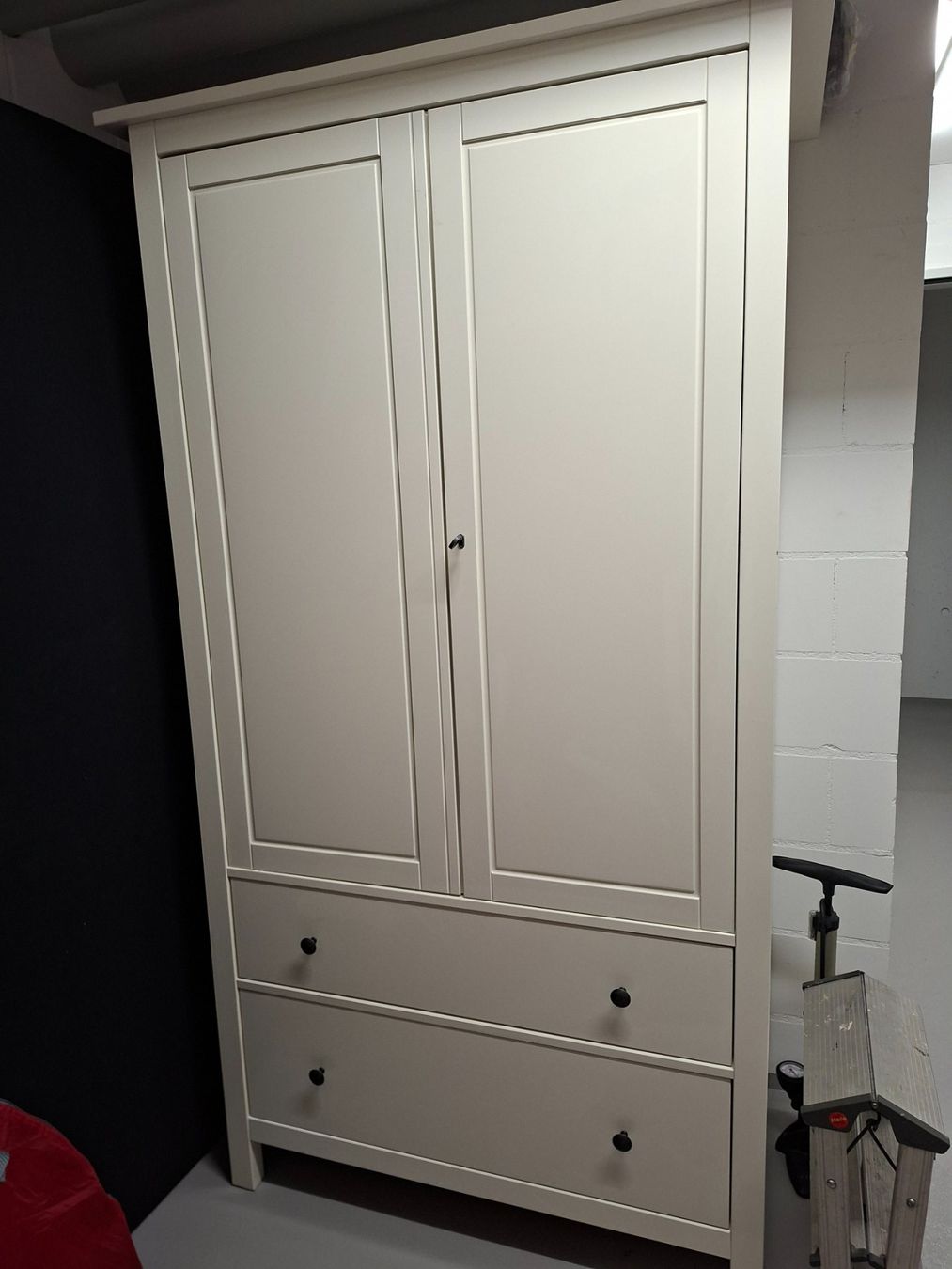 Ikea Armadi: IKEA Schrank Hemnes – Usato da Büren an der Aare venduto da Sabinem71