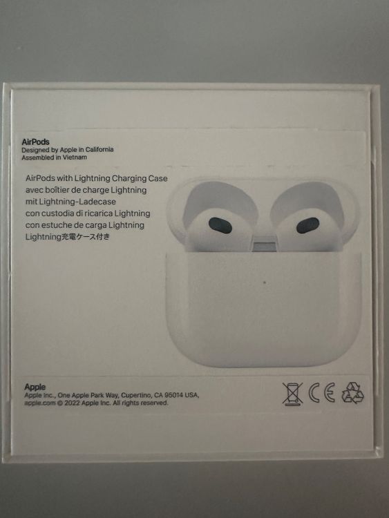 Apple AirPods 3 2