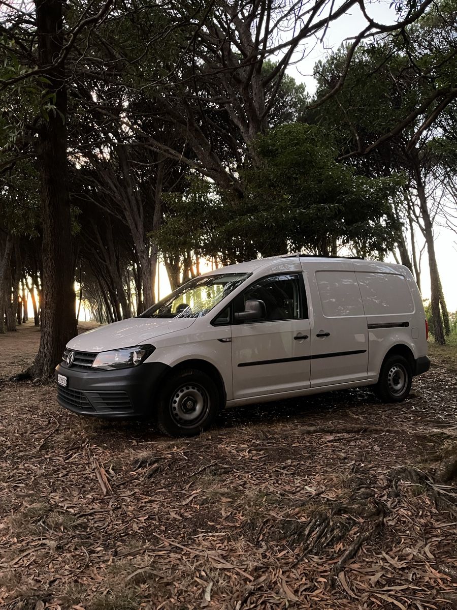 VW Véhicules utilitaires: Vw Caddy mini Camper – D'occasion à Bellach par xXx-Hallo-xXx