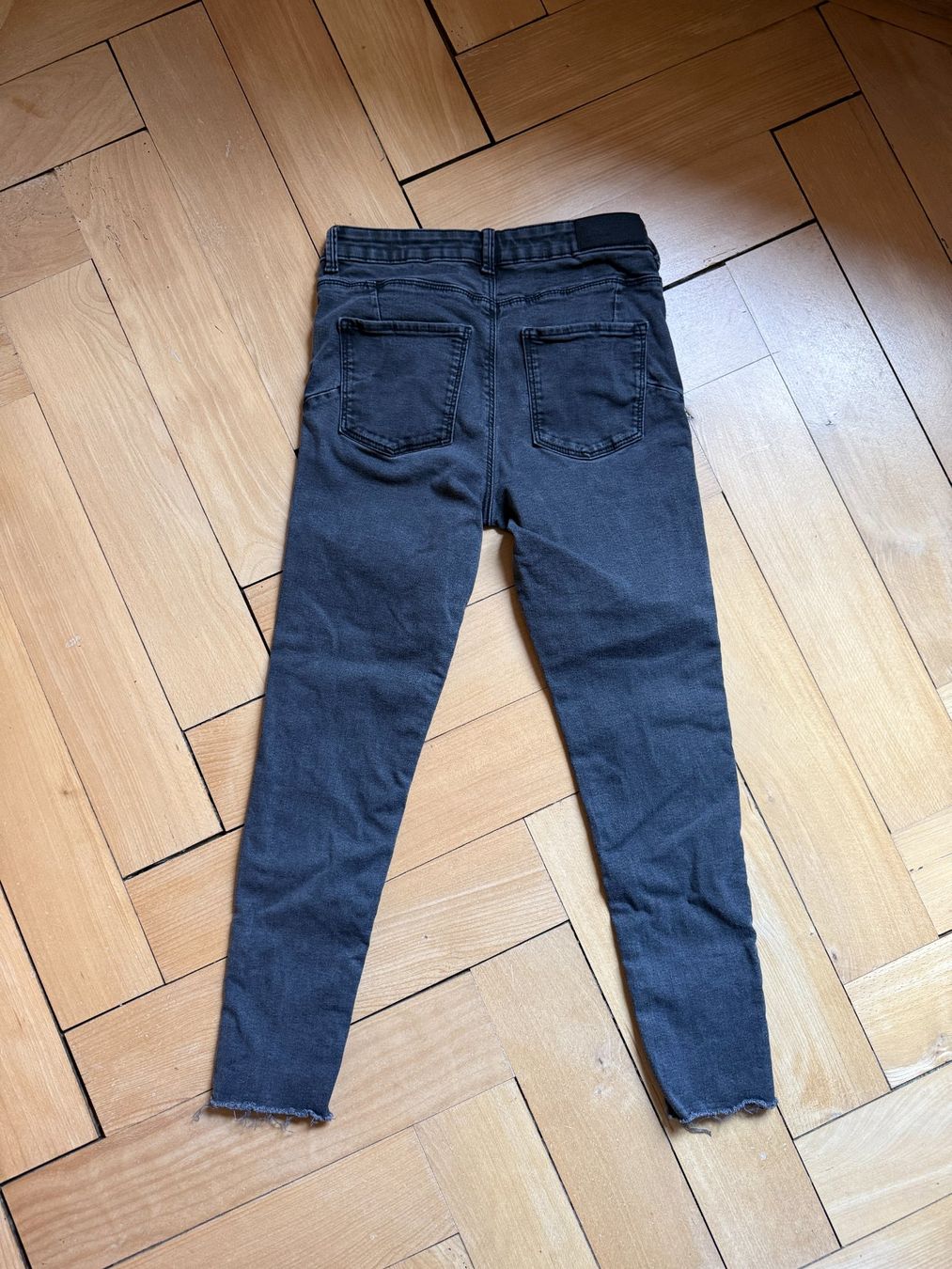 C&A Jeans: Skinny Jeans dunkelgrau 40 – Usato da Zürich venduto da Diazaio 2