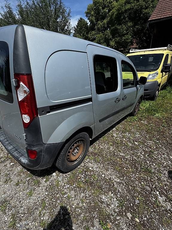 Automobili: Renault kangoo 1.5 dci klima – Usato da Niederglatt ZH venduto da ZJ-67 2