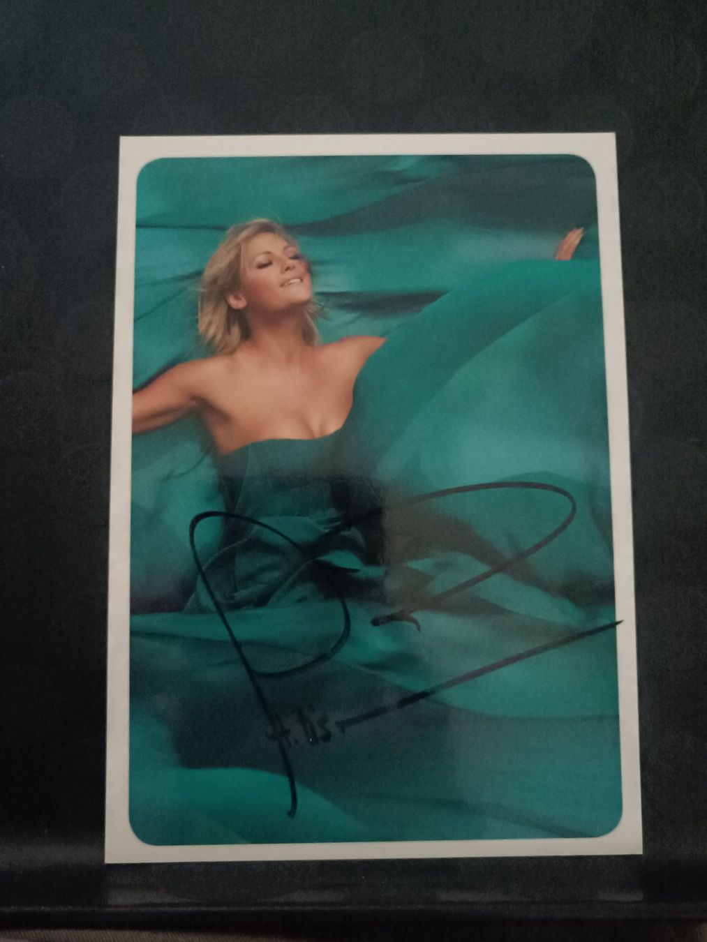 Autogramme: Helene Fischer - original Autogramm – Gebraucht aus Menziken von Artographs