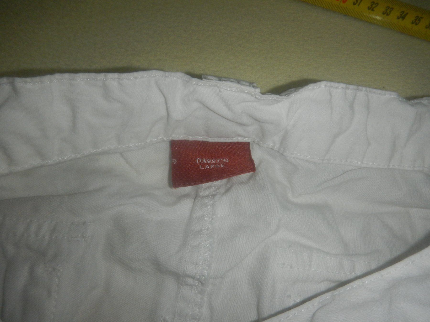 Pantaloni: Cargo Hose Kurz von Teddys – Usato da Bronschhofen venduto da happynews2018 3