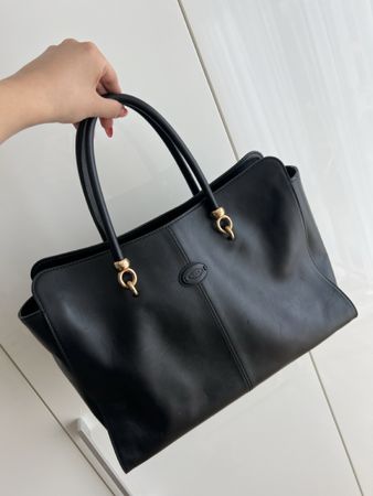 Tod‘s Black Leather Purse