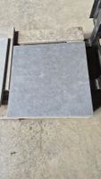 2 Keramikplatten 60 × 60 cm – Dunkelgrau – ab 1 Fr.