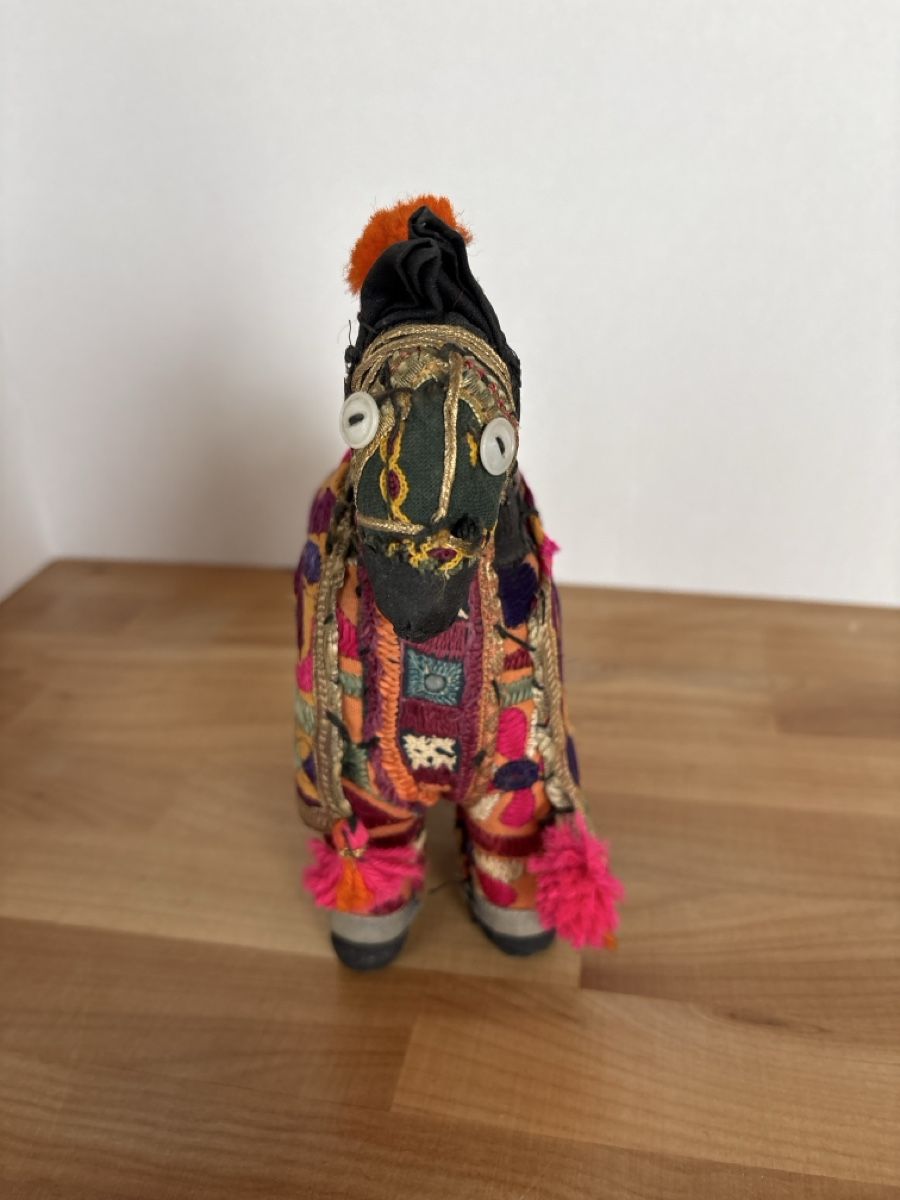 Tutte le decorazioni: Rajastahni Pferde Puppe Figur – Usato da Rümlang venduto da SchumBru10 1