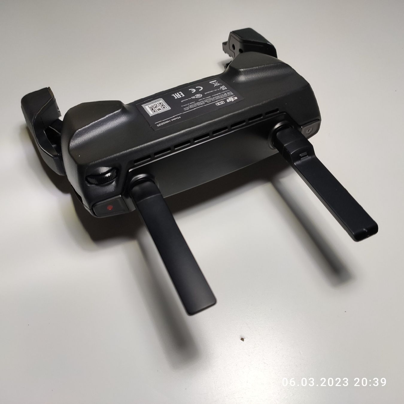DJI Modellismo RC: DJI MINI 1 Controller (wie NEU/Original!) – Nuovo (secondo la descrizione) da Zürich venduto da Biedermann23 2
