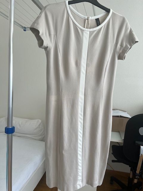 Marc Cain Vestiti: elegantes Kleid "MARCCAIN" Gr. 2 = 36 – Usato da Walenstadt venduto da ricamul