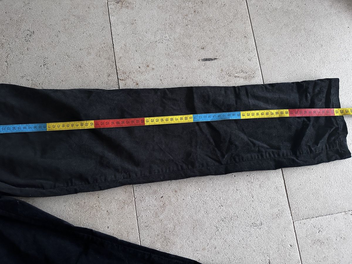 Brax Pantaloni: Brax Hosen Samt Schwarz Grösse 44S – Usato da Buchs SG venduto da Sunie 4