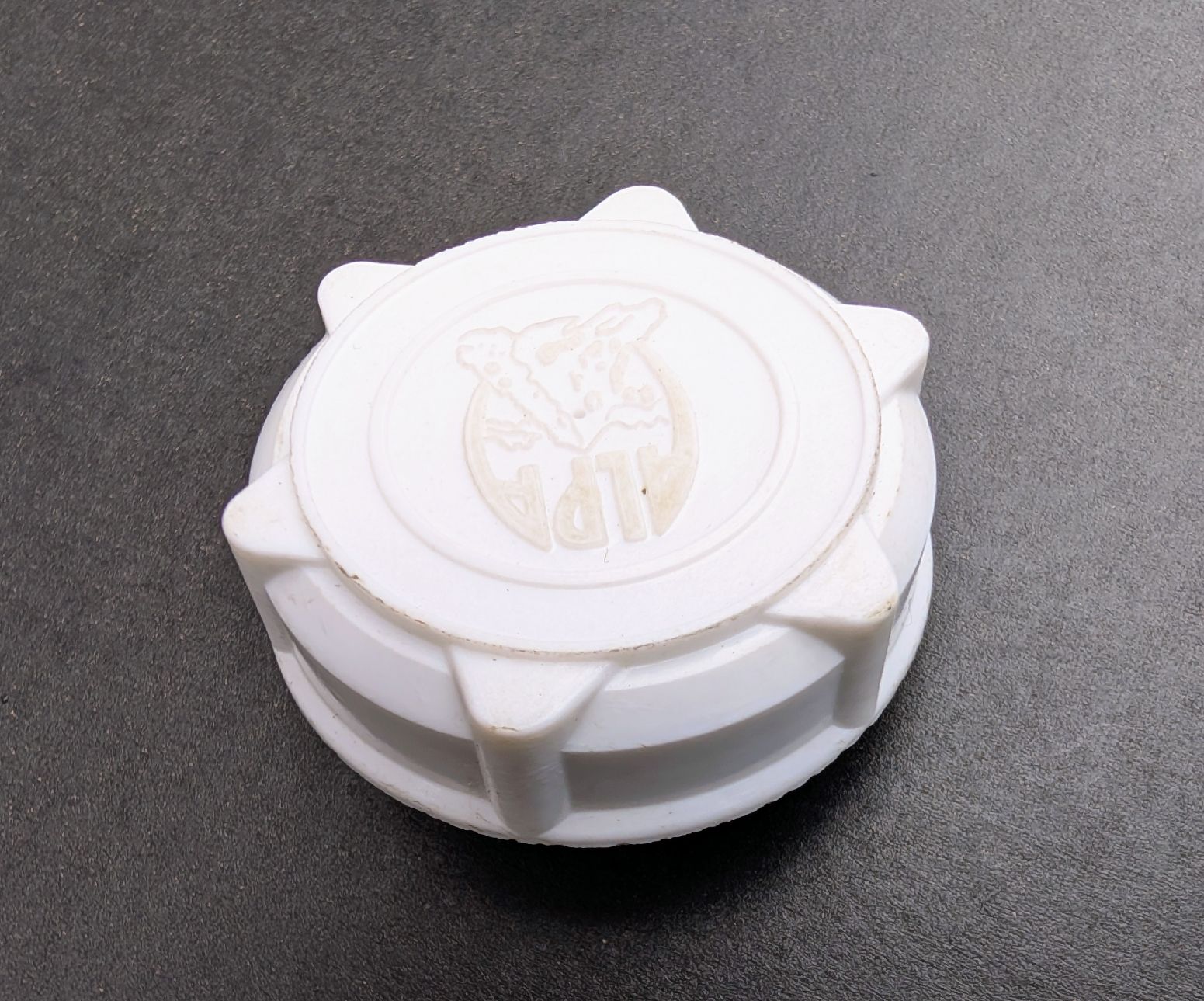 Alpa Sonstiges Fahrzeugzubehör: Tank Deckel Mofa ALPA – Neu und originalverpackt aus Oberriet SG von Bokost 1