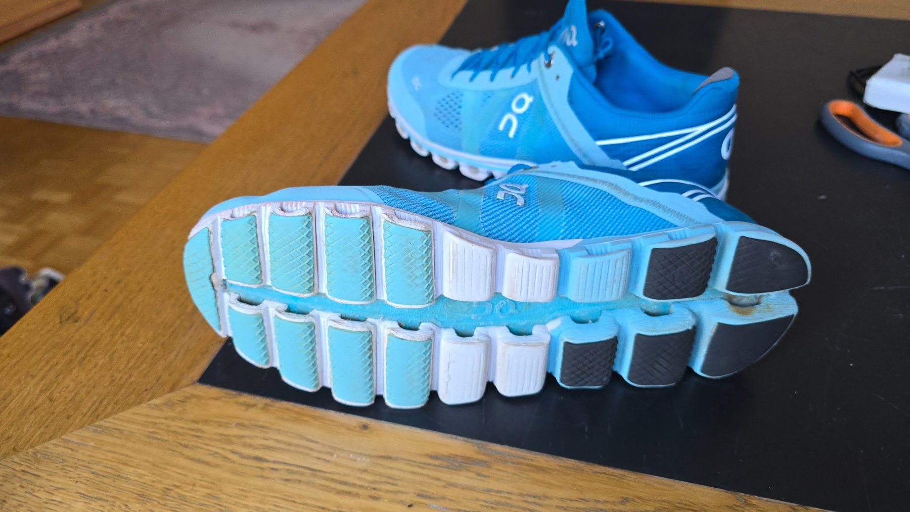 On Scarpe da donna: ON Cloud  schuhe EU 41 – Usato da Wallisellen venduto da theblacksheep 8