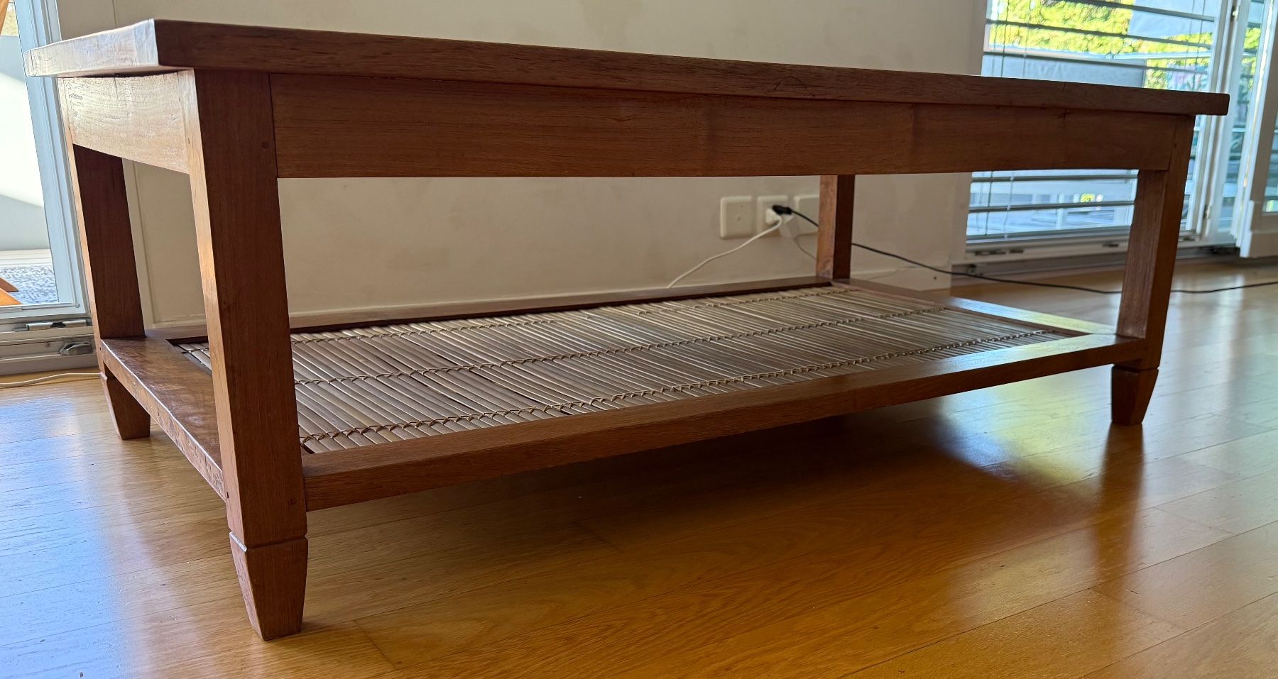Tische: Table de salon – Gebraucht aus Pully von Bsinus