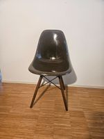 Fiberglas: Eames / Herman Miller / Vitra