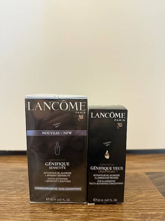 Lancôme Cura del viso: Lancome Genifique – Nuovo e nell'imballaggio originale da Waltenschwil venduto da Qaeba