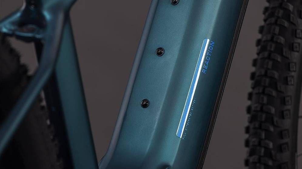 Cube Vélos: Cube Reaction Hybrid ONE 800 royalgreen´n´prism – Neuf avec emballage d'origine à Lausanne par AB-Ebikes