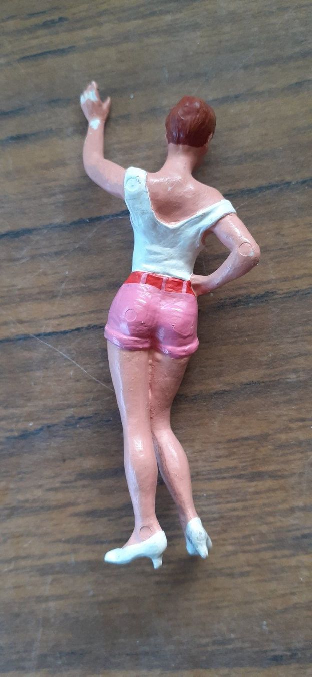 Statuette: Figur Pin Up Vintage – Usato da Mörschwil venduto da lindaswunderkiste 4