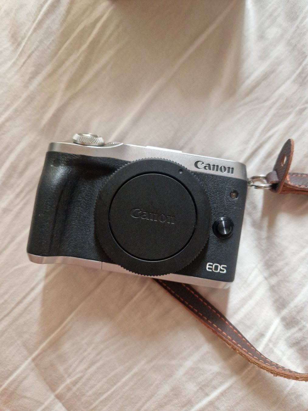 Canon Appareil photo: Canon M6 – D'occasion à Dottikon par layu4678 3