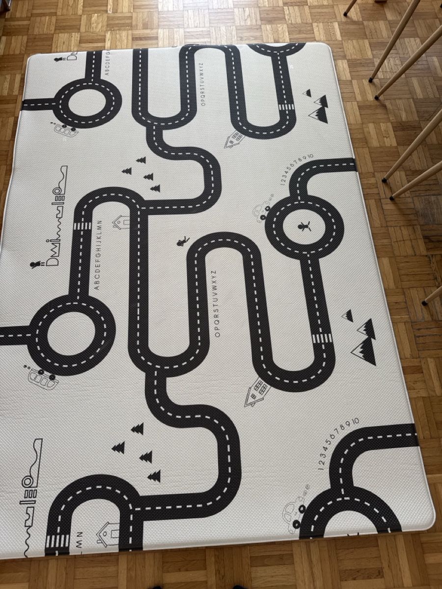 Tappeto da gioco: Dwiguler Spielteppich 130x190 – Usato da Schmerikon venduto da BiancaM03 1