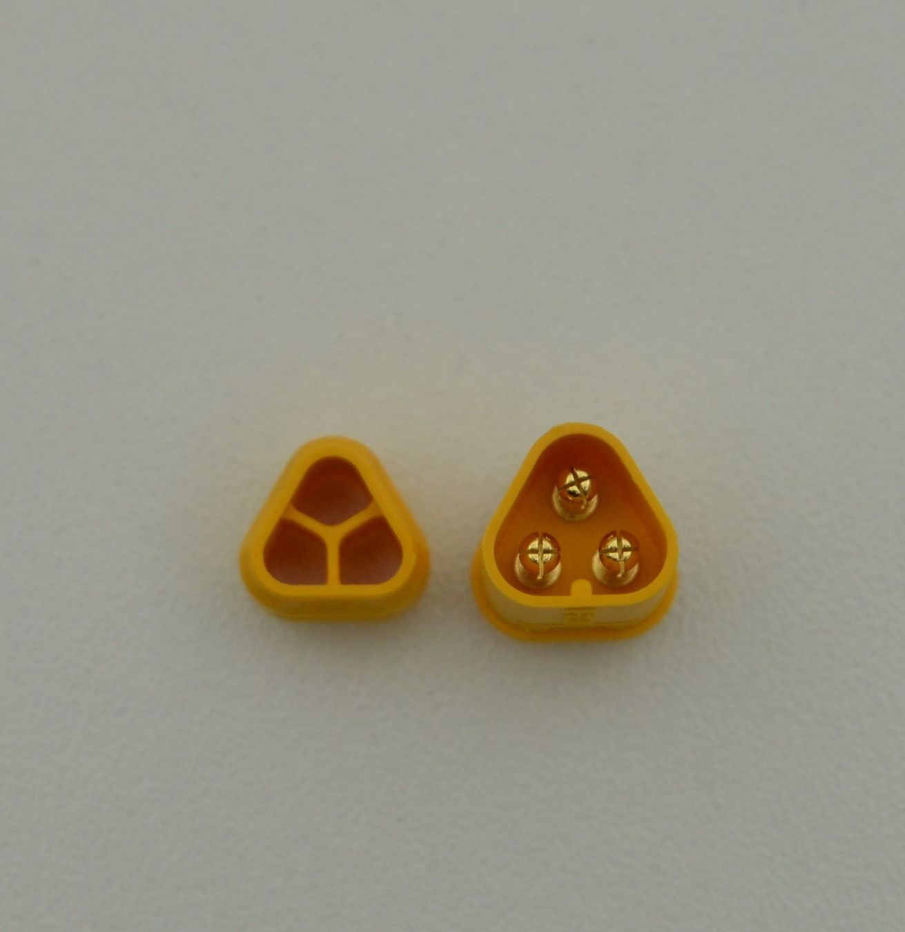 RC Modellbau: MT 30 Stecker 1Stk. – Neu und originalverpackt aus Rüti ZH von MSRC_Modelle 3