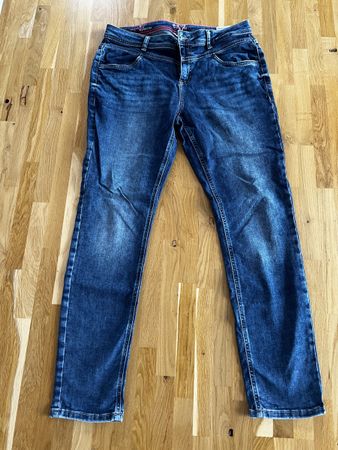 Street One Jeans, Casual Fit, Gr. 31/30, neuwertig!