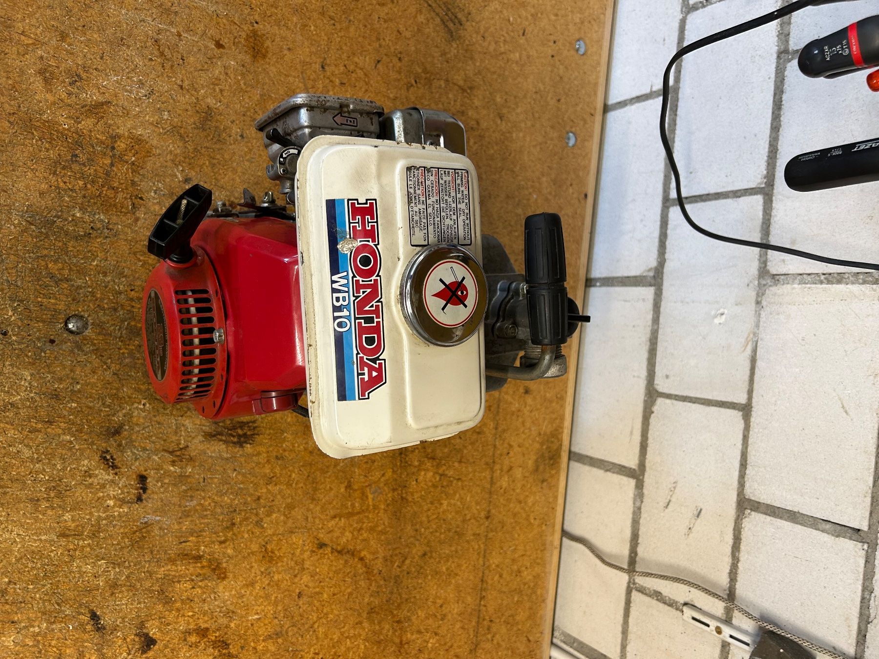 Honda Pompe & Parti di ricambio: Honda WB10 Wasserpumpe – Usato da Birr venduto da antigo1 2