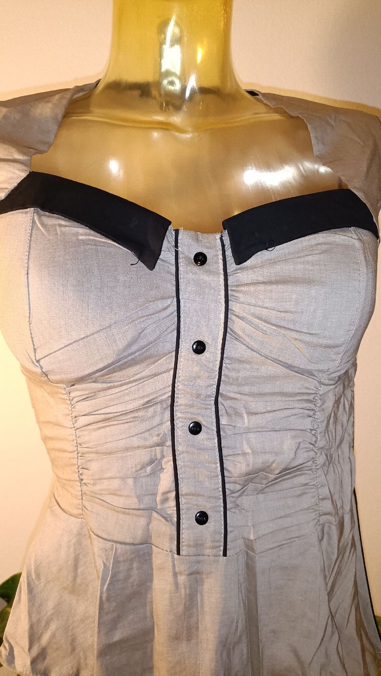 Top: Damen Top Gr. 36, neuwertig – Usato da Dübendorf venduto da Me_sa 2