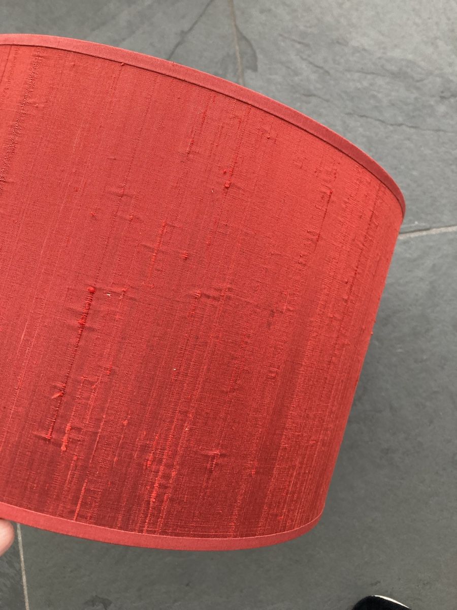 Lampenschirme: Lampenschirm Rohseide Bordeauxrot, D 35cm – Gebraucht aus Zürich von kostbares 1