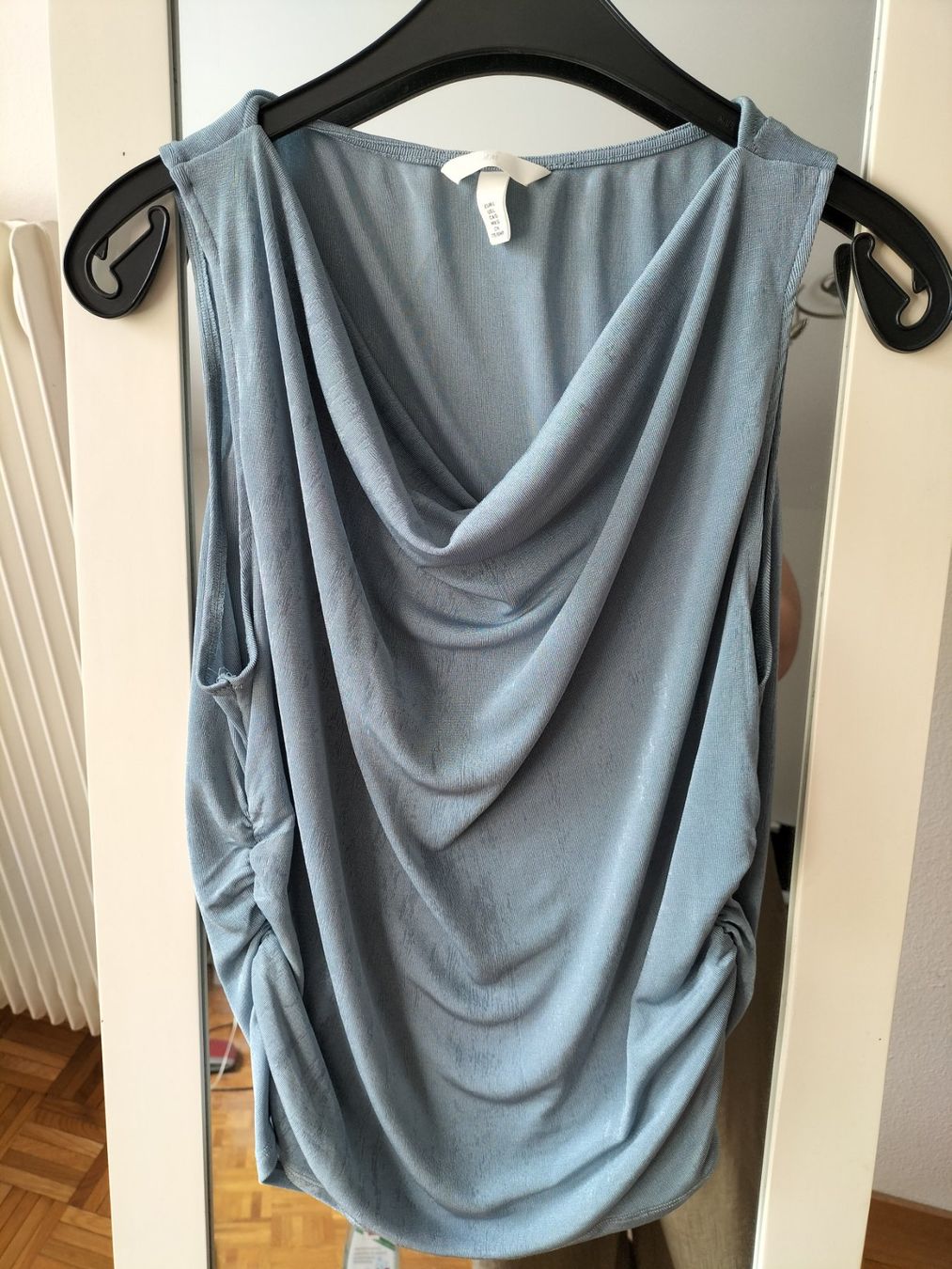 H&M Top: Top en jersey à effet drapé H&M L – Usato da Clarens venduto da fashionfou 3