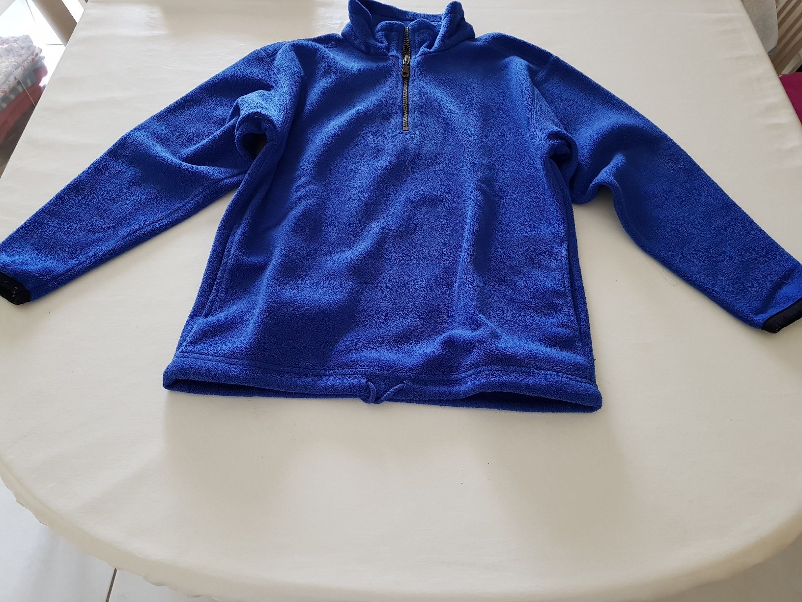 Kleiderpakete: pull – Gebraucht aus Hermance von Triplebizzo 3